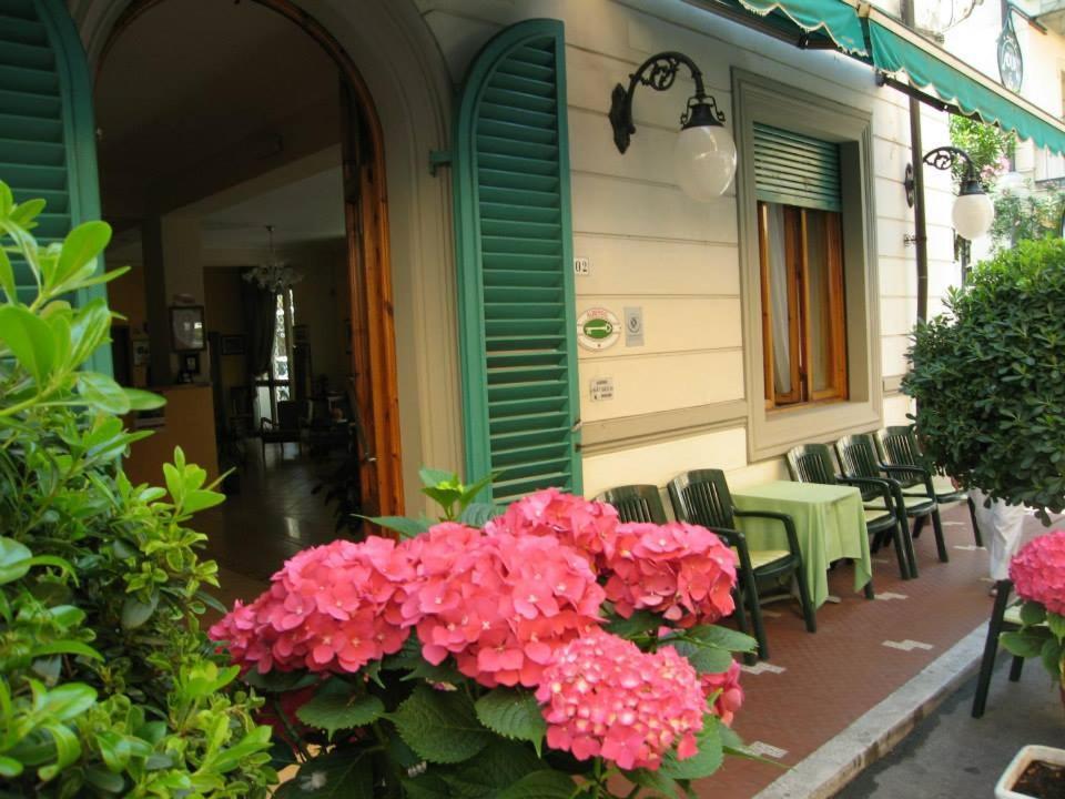 Albergo Natucci Montecatini Terme Eksteriør billede