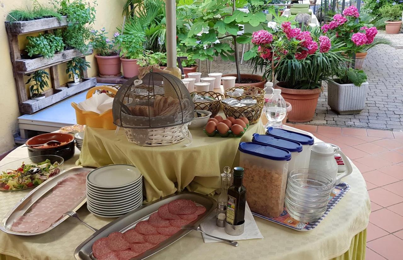 Albergo Natucci Montecatini Terme Eksteriør billede